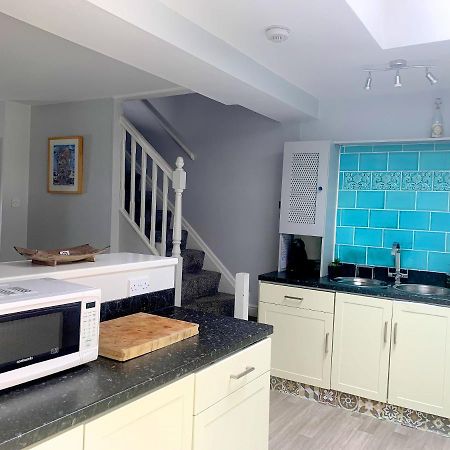 Stay In The Heart Of York At The Hampden - Free Parking - York Holiday Home Exteriör bild