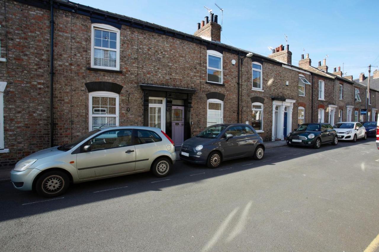 Stay In The Heart Of York At The Hampden - Free Parking - York Holiday Home Exteriör bild