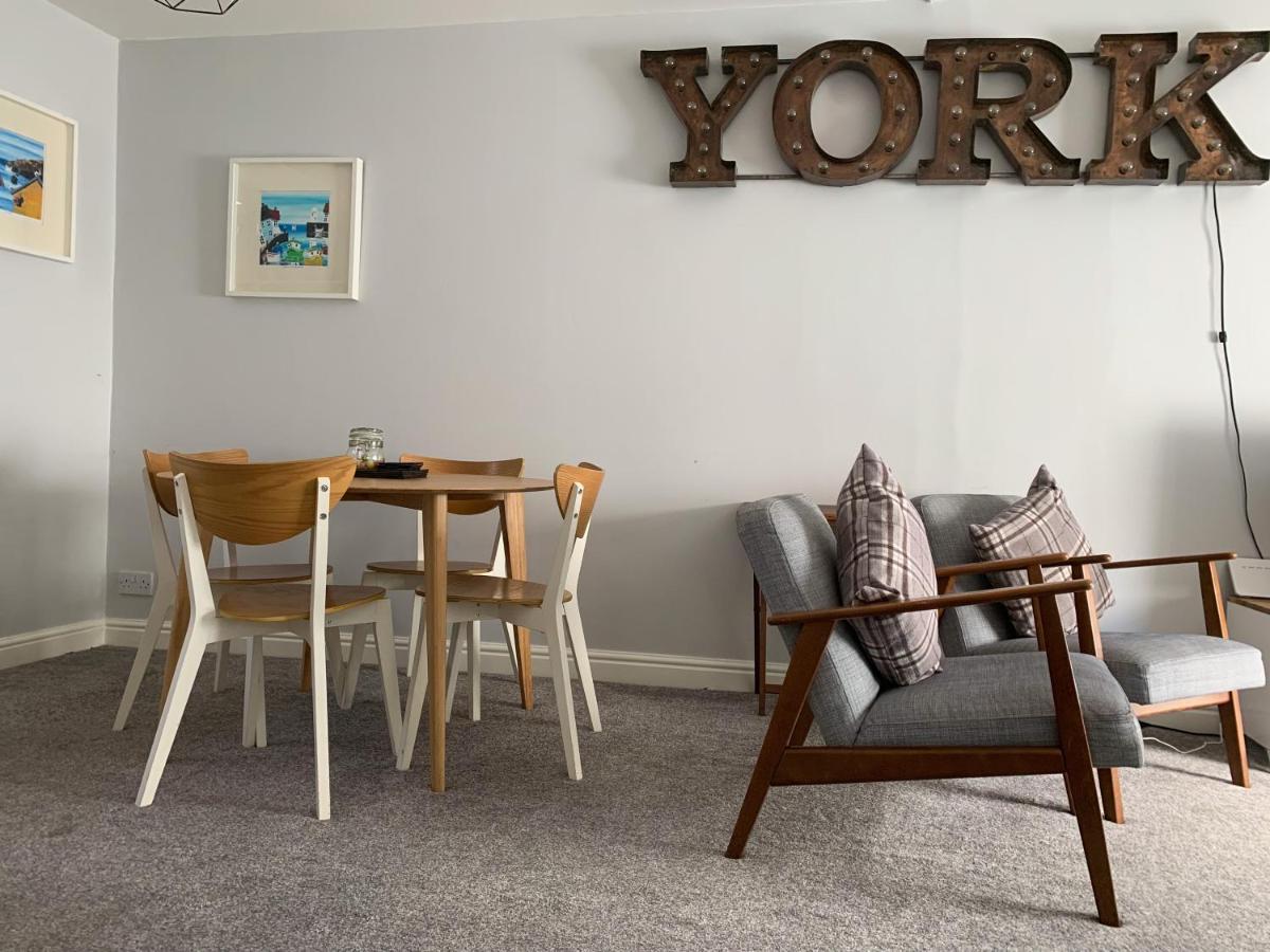 Stay In The Heart Of York At The Hampden - Free Parking - York Holiday Home Exteriör bild