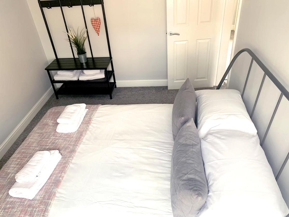 Stay In The Heart Of York At The Hampden - Free Parking - York Holiday Home Exteriör bild
