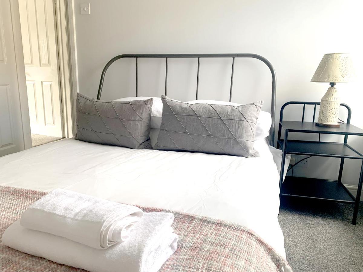 Stay In The Heart Of York At The Hampden - Free Parking - York Holiday Home Exteriör bild