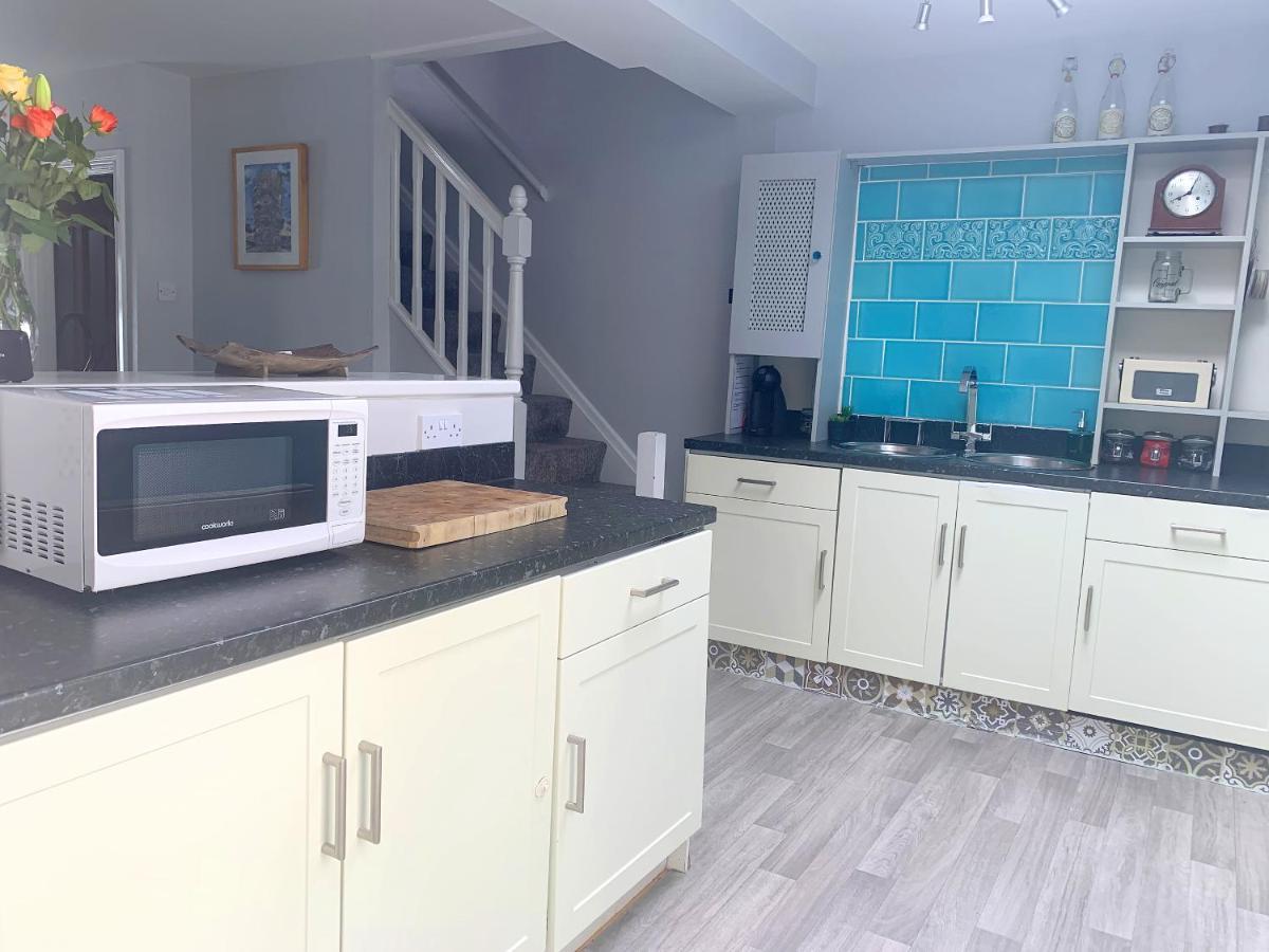 Stay In The Heart Of York At The Hampden - Free Parking - York Holiday Home Exteriör bild