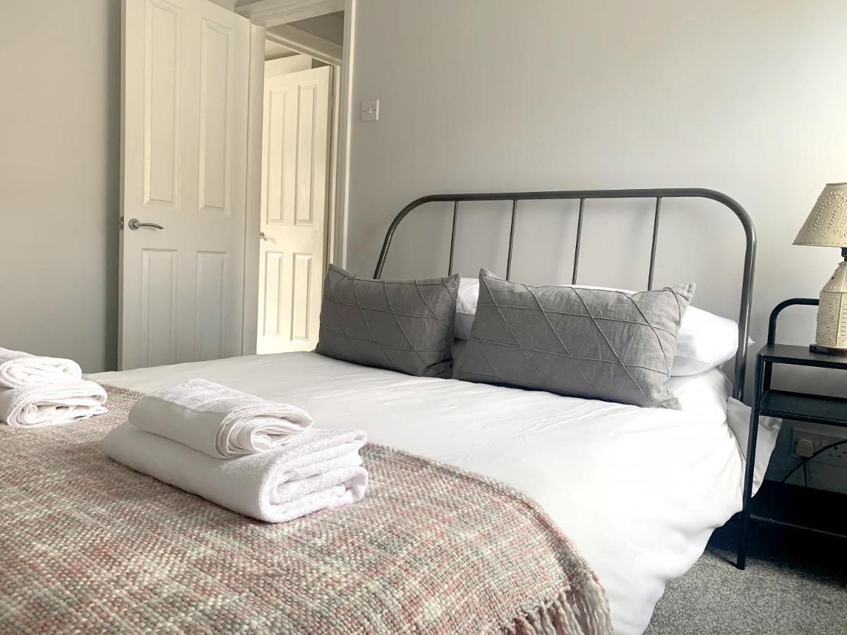 Stay In The Heart Of York At The Hampden - Free Parking - York Holiday Home Exteriör bild